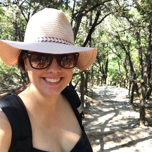 Meet your Posher, Kelli